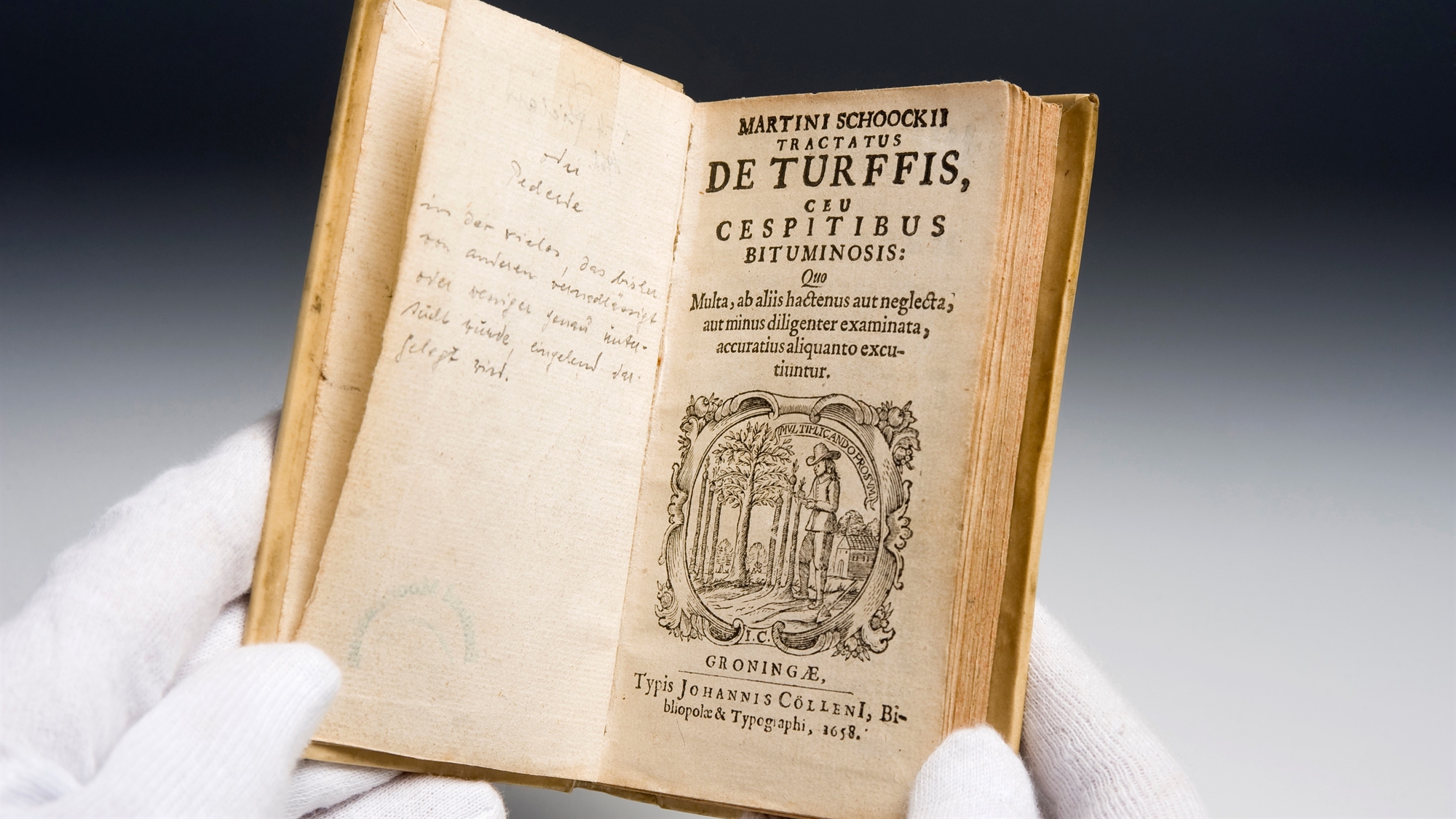 Archiviertes Buch zu Torf aus dem Archiv des Emsland Moormuseums